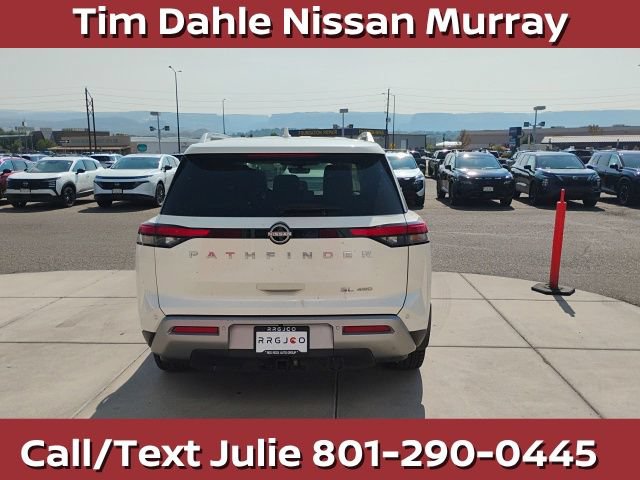 Used 2023 Nissan Pathfinder SL AWD/4WD image 7