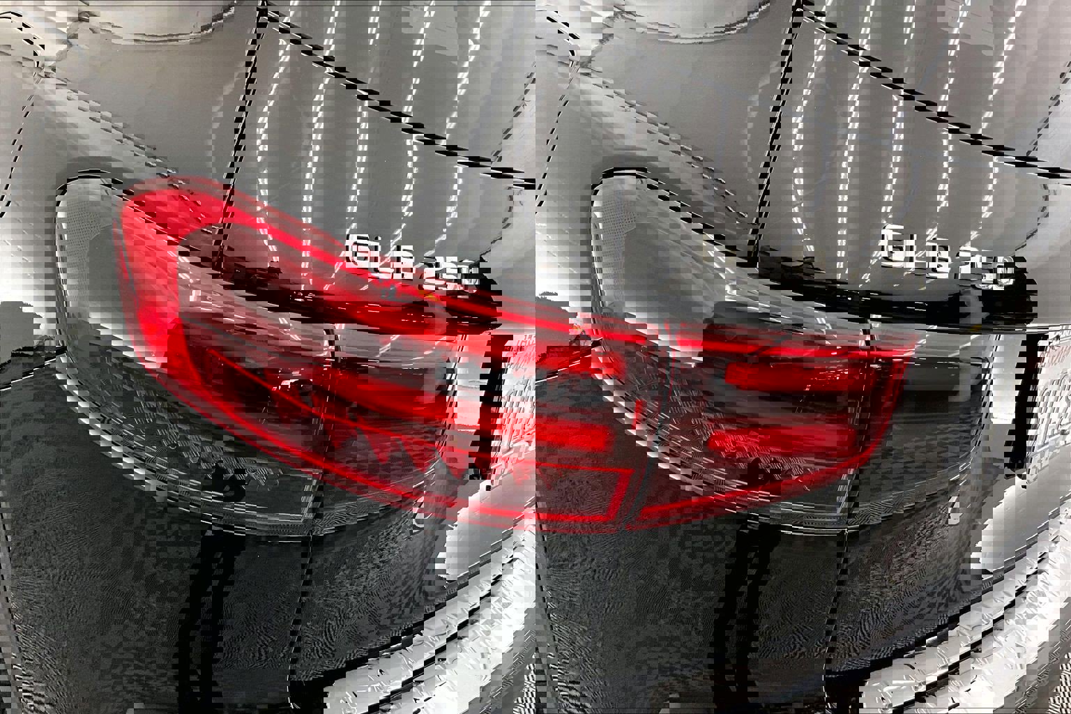 Used 2026 Mercedes-Benz GLB 250 image 27