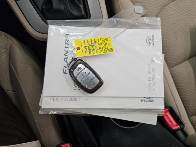 Used 2017 Hyundai Elantra Value Edition w/ Cargo Package image 23