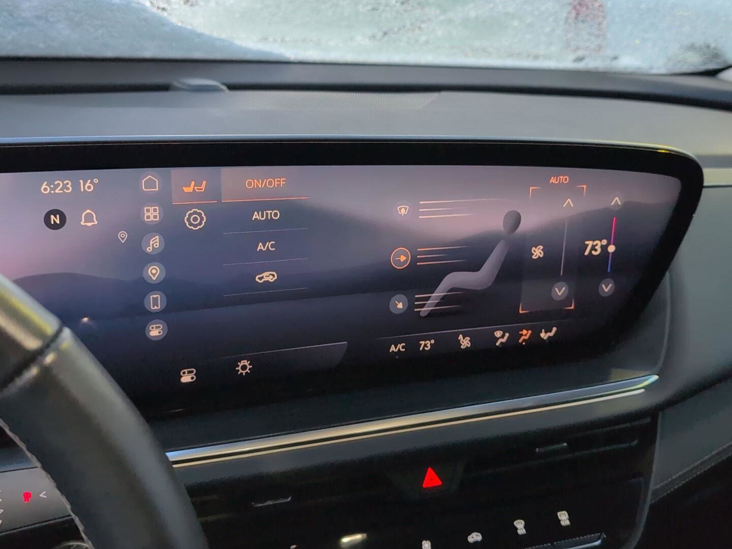 Used 2025 Buick Envision Preferred image 28