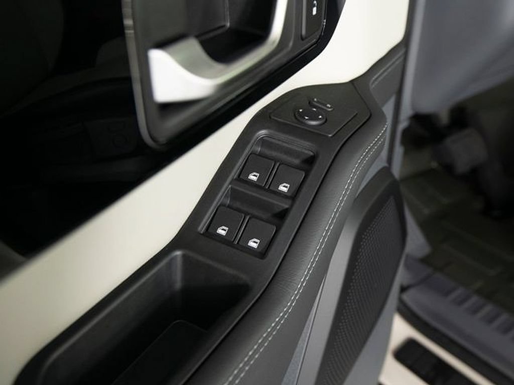 New 2025 INEOS Grenadier Fieldmaster Edition AWD/4WD image 12