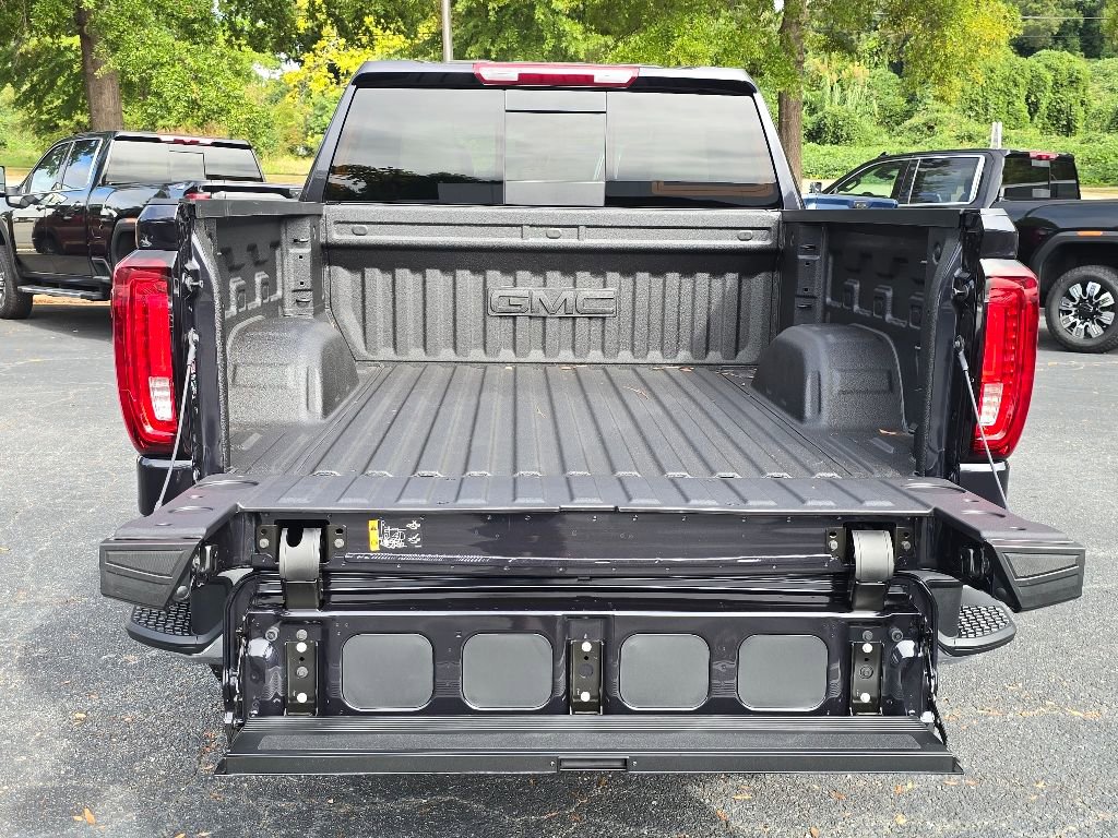 New 2026 GMC Sierra 1500 SLT w/ SLT Premium Plus Package image 9
