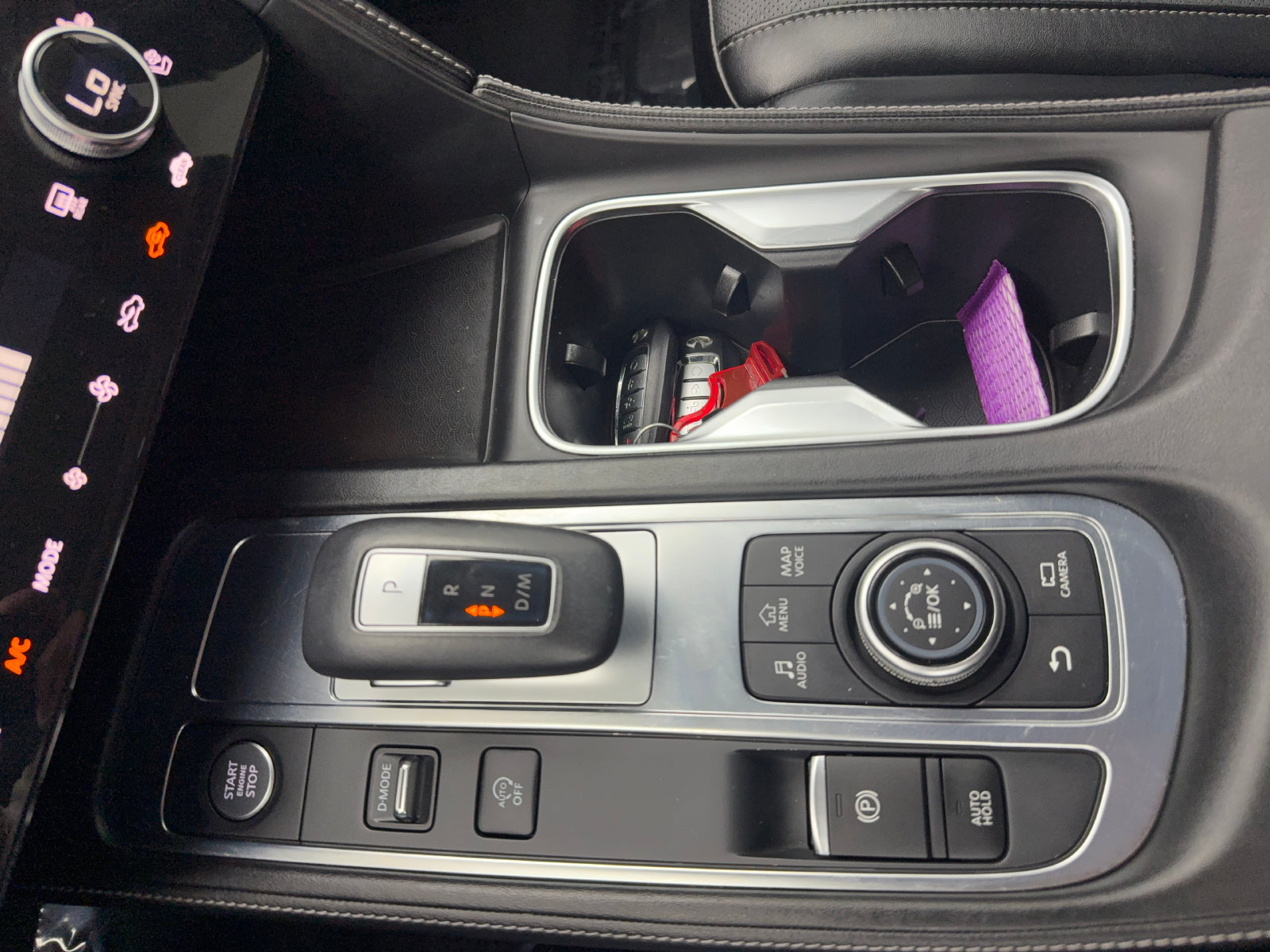 Used 2023 INFINITI QX60 Sensory w/ Vision Package FWD image 18