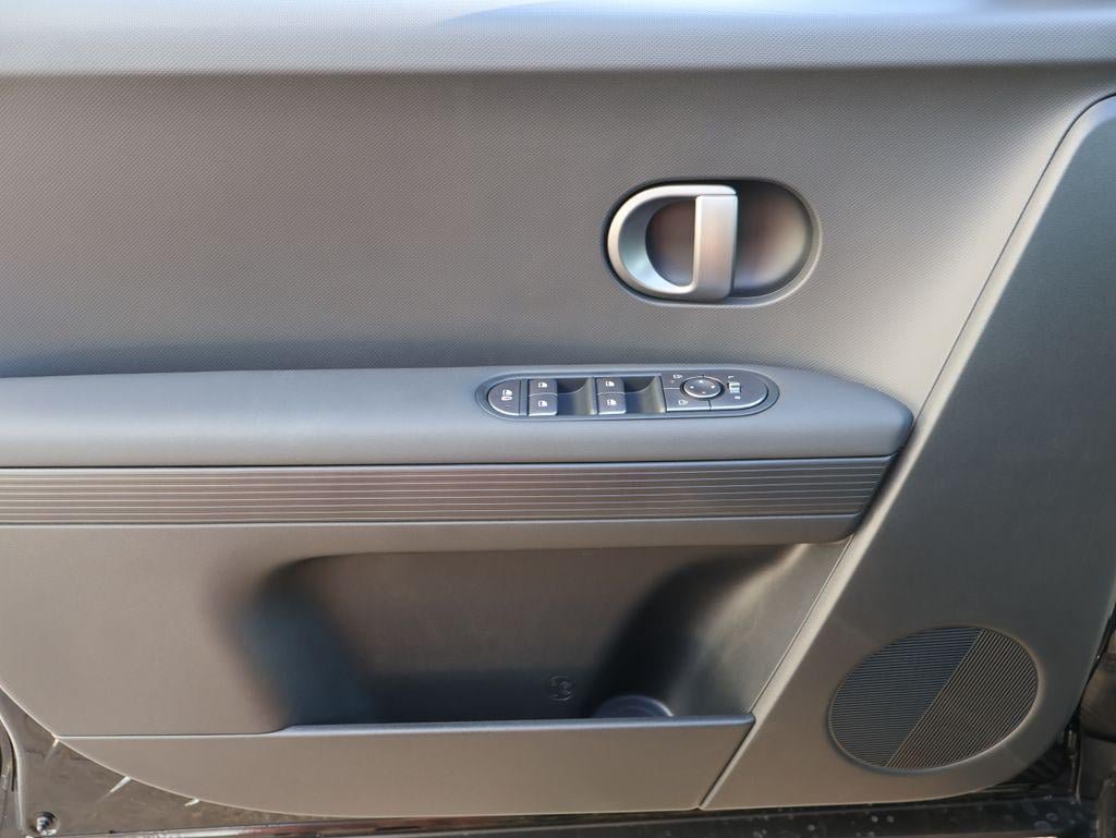 New 2027 Hyundai Ioniq 5 SEL RWD image 21