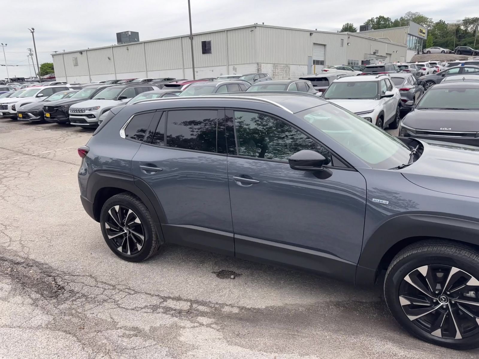 Used 2025 MAZDA CX-50 2.5 Hybrid w/ Premium Plus Pkg AWD/4WD image 2