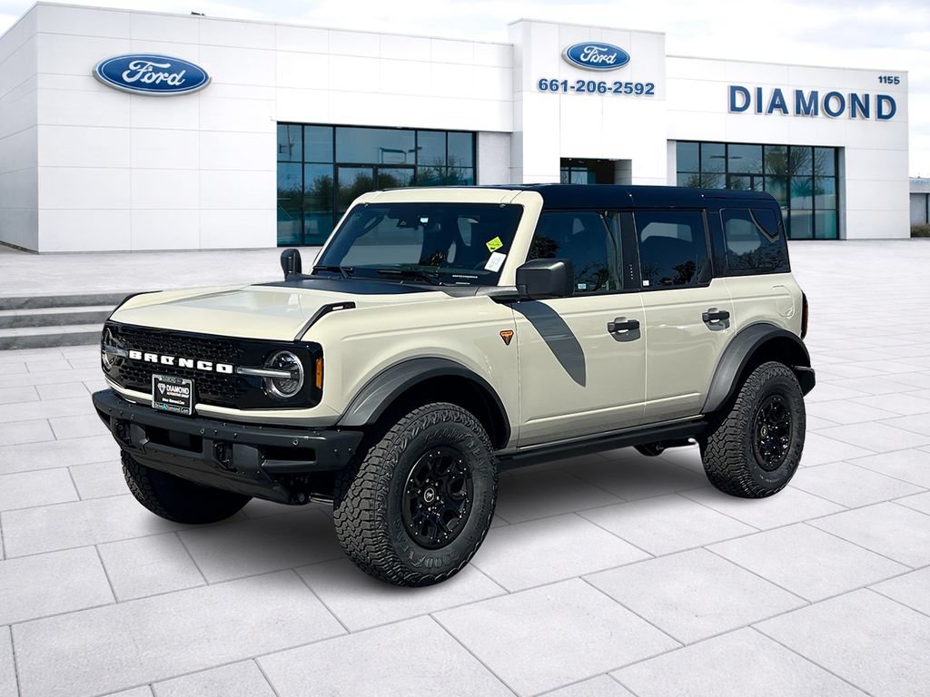 New 2026 Ford Bronco Badlands w/ Wildtrak Package