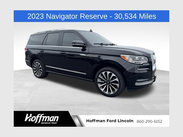 Certified 2023 Lincoln Navigator Reserve AWD/4WD image 1
