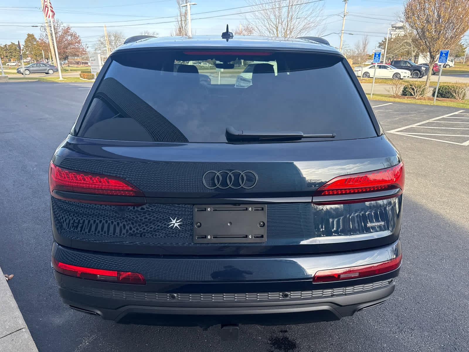 New 2026 Audi Q7 3.0T Premium Plus image 7