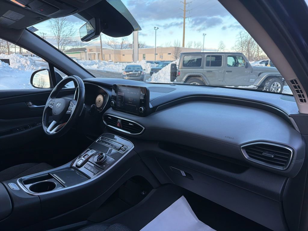 Used 2022 Hyundai Santa Fe SEL w/ Convenience Package image 13