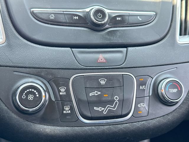 Used 2016 Chevrolet Malibu LT FWD image 18