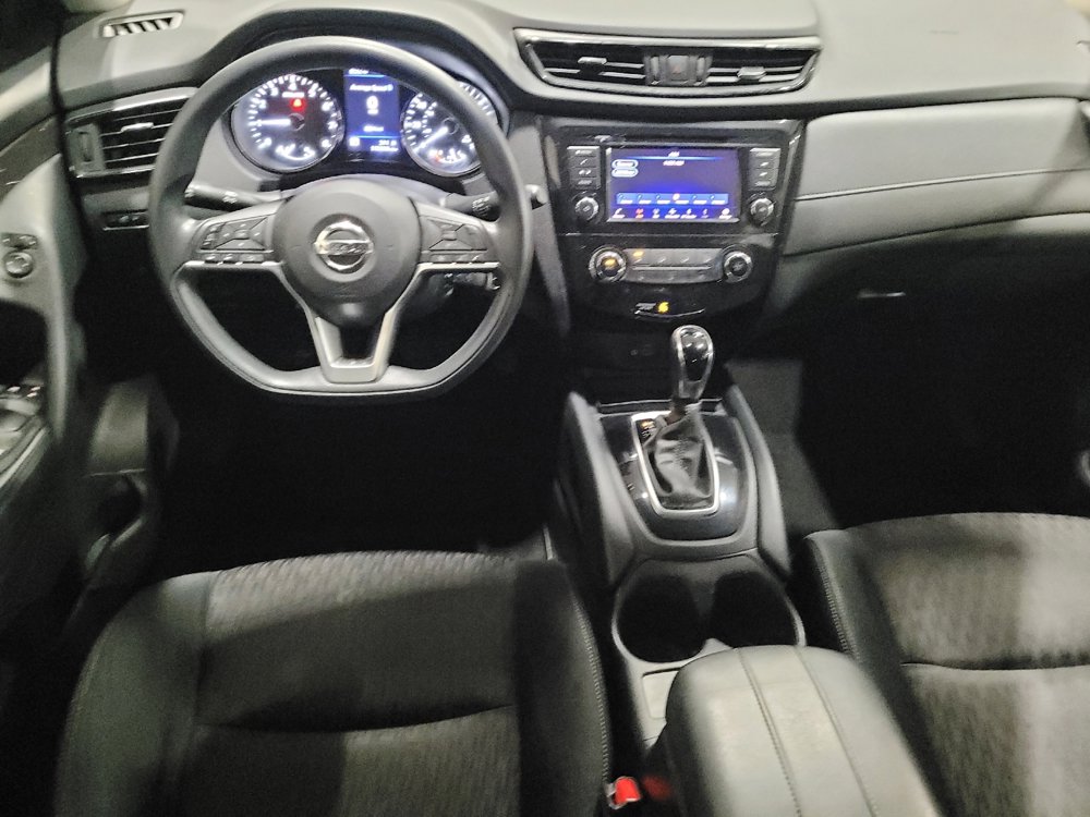 Used 2019 Nissan Rogue S image 22