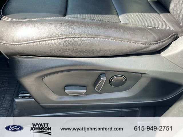 Certified 2023 Ford Explorer Limited w/ Equipment Group 301A image 27