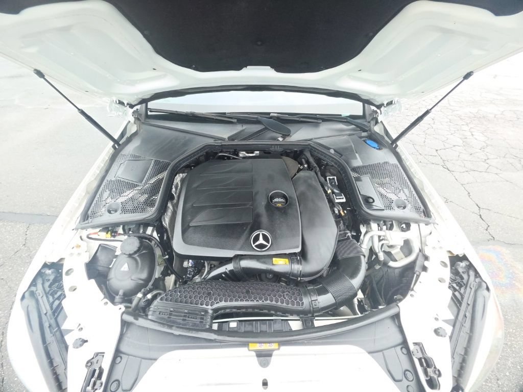 Used 2021 Mercedes-Benz C 300 4MATIC Sedan image 12