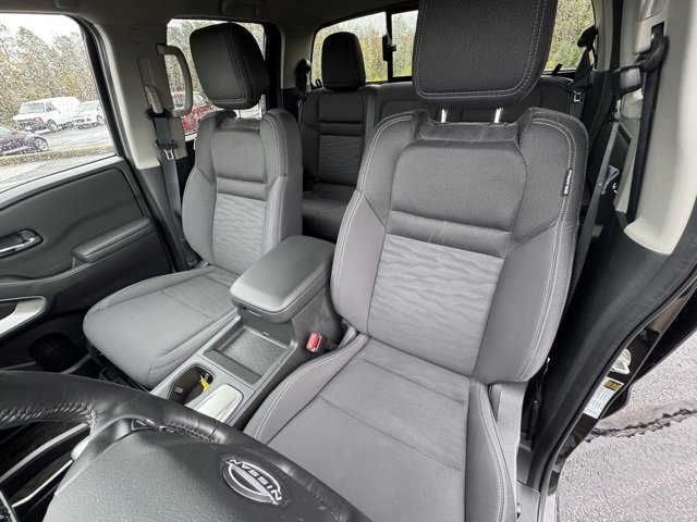 Used 2024 Nissan Frontier SV w/ SV Convenience Package image 10