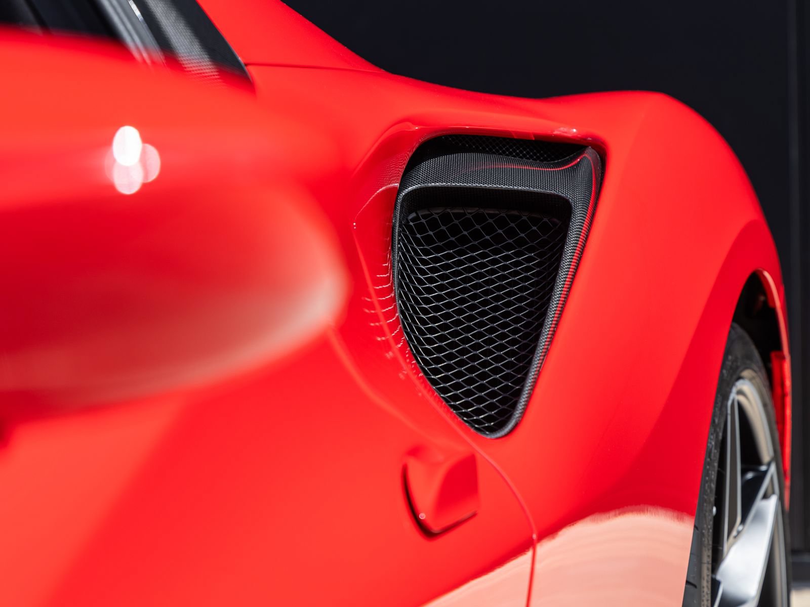 Used 2020 Ferrari 488 Pista Spider RWD image 29