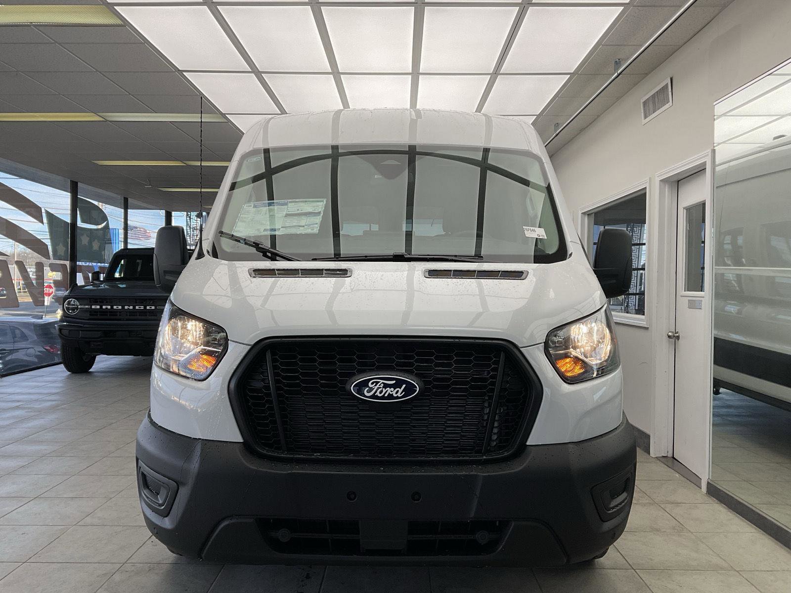New 2026 Ford Transit 250 148 Medium Roof w/ Load Area Protection Package image 2