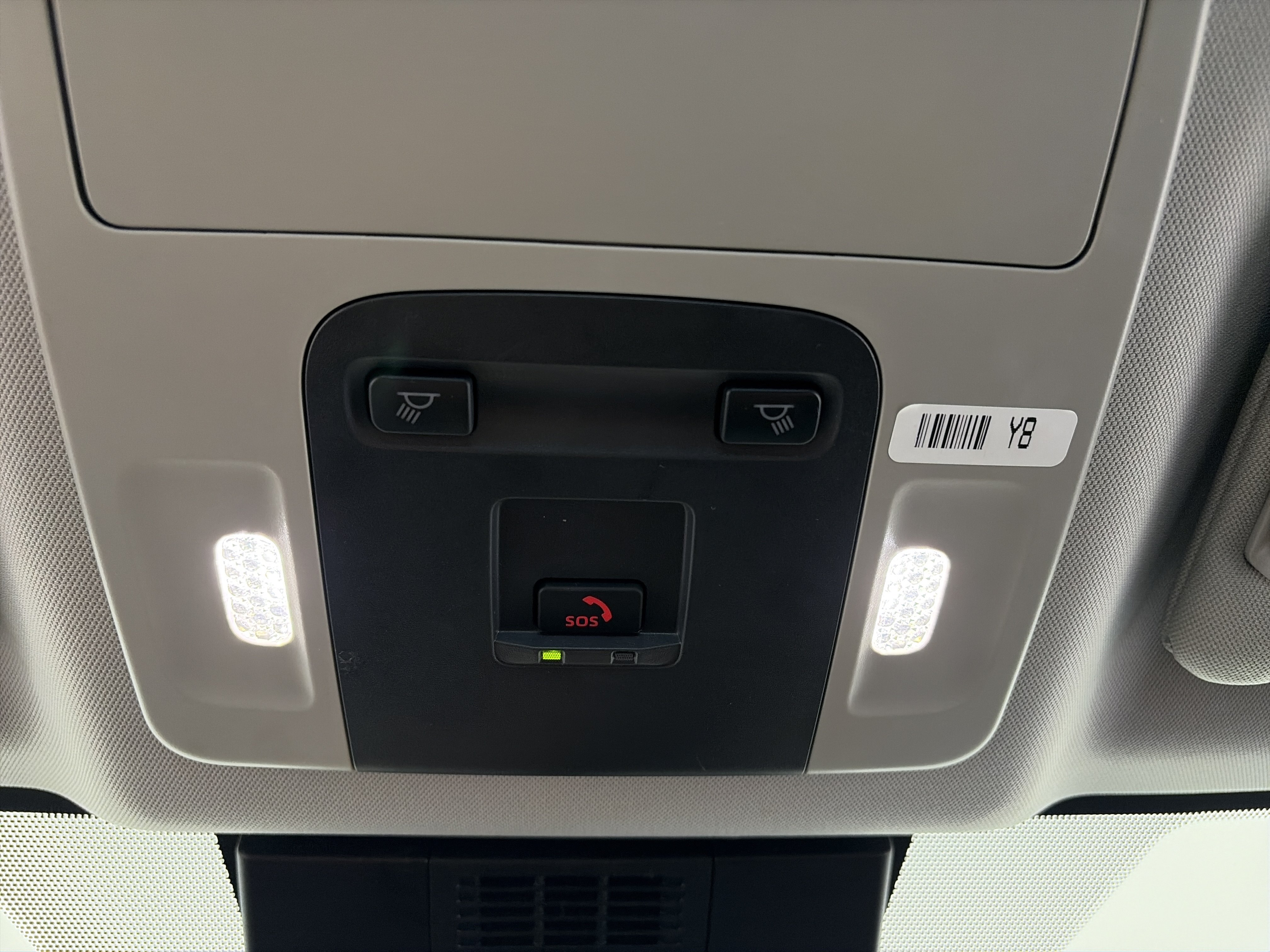 Used 2025 Toyota Camry LE FWD image 30