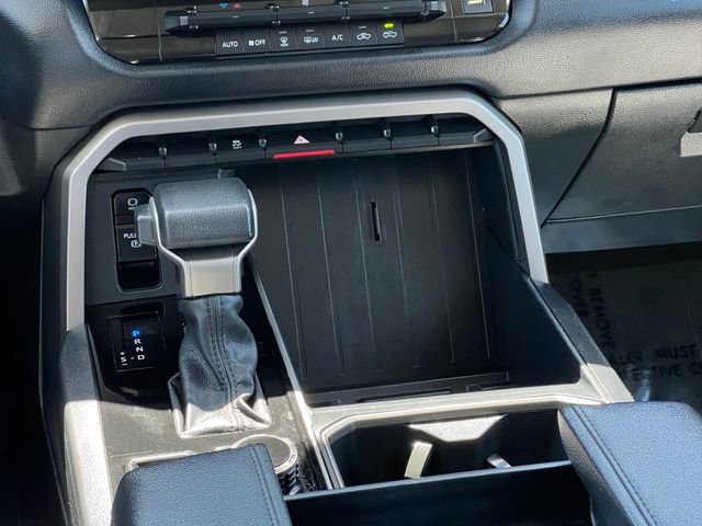 Used 2022 Toyota Tundra SR5 w/ SR5 Convenience Package image 17