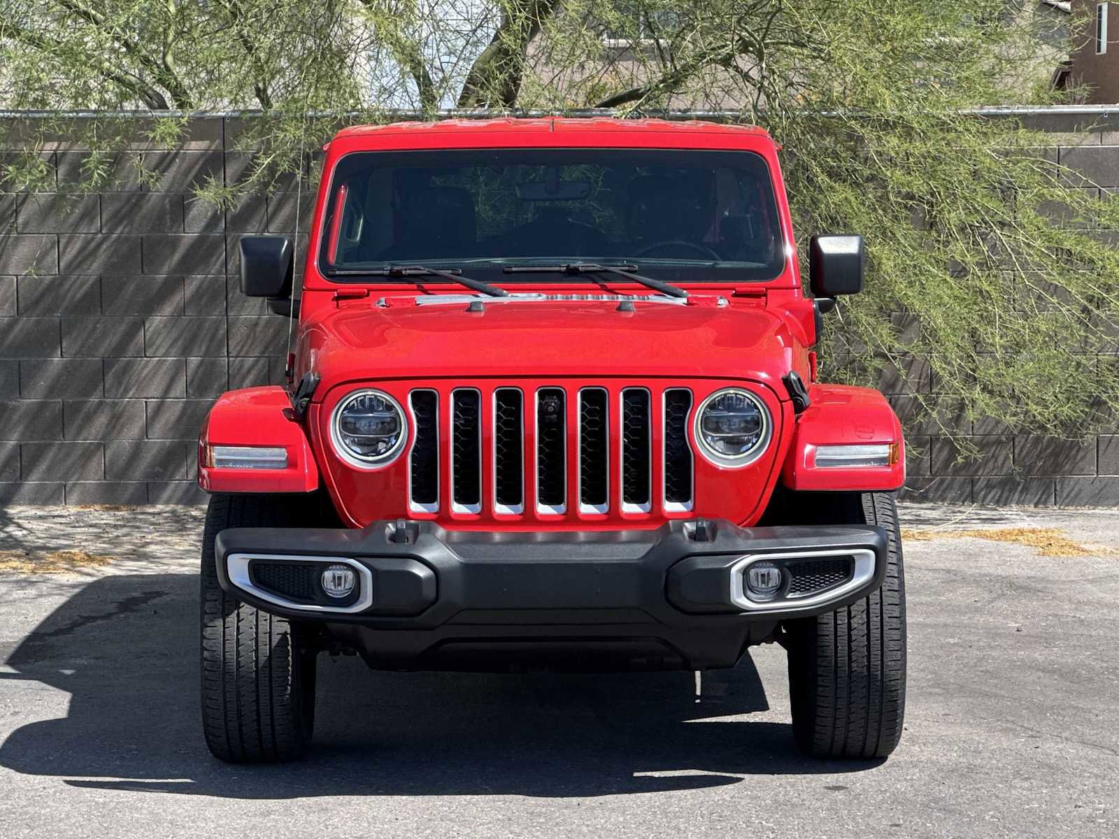Used 2021 Jeep Wrangler Unlimited Sahara w/ Cold Weather Group AWD/4WD image 3