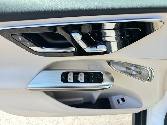 New 2026 Mercedes-Benz GLC 300 4MATIC image 21