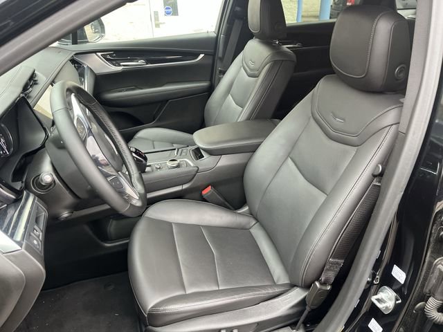 Used 2025 Cadillac XT5 Premium Luxury FWD image 15