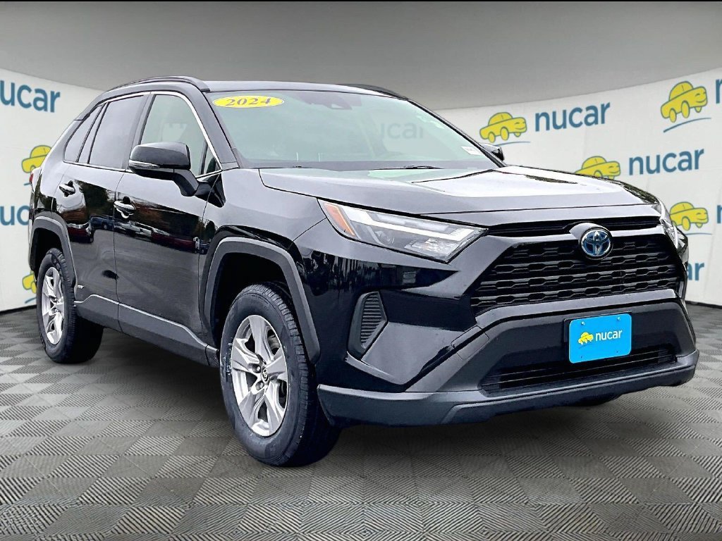 Used 2024 Toyota RAV4 XLE w/ Convenience Package AWD/4WD image 1