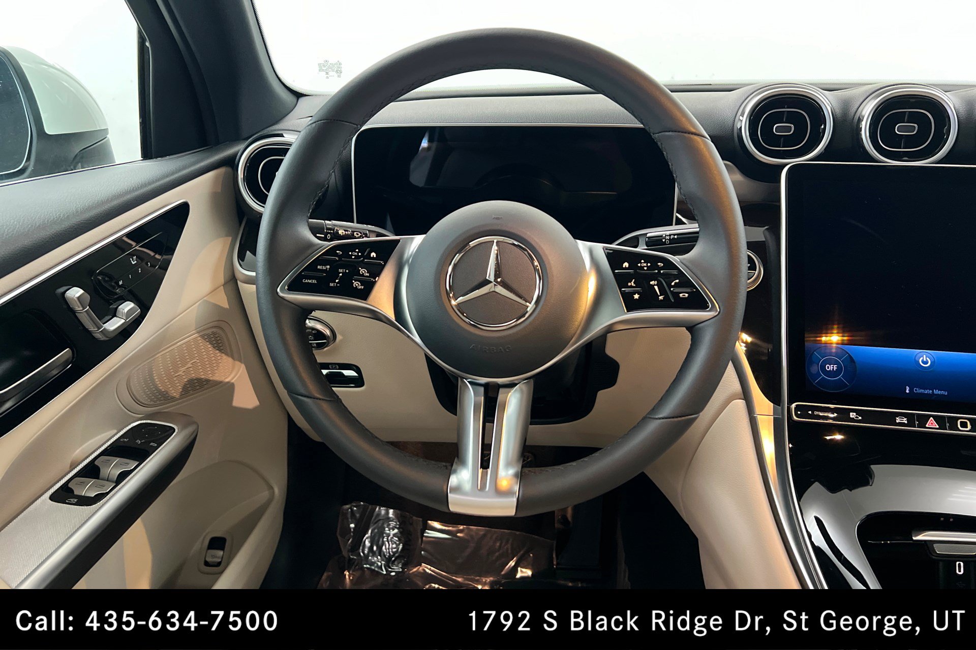 Certified 2025 Mercedes-Benz GLC 300 4MATIC image 12