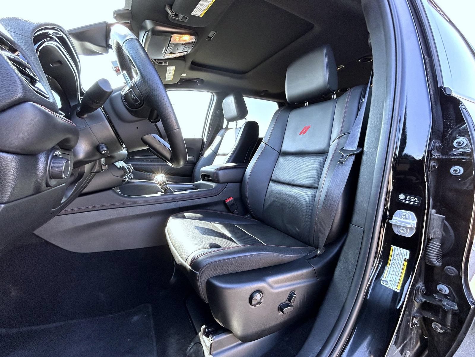 Used 2025 Dodge Durango GT AWD/4WD image 10