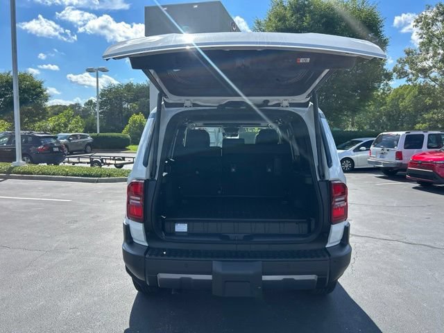 New 2027 Toyota Land Cruiser w/ Premium Package AWD/4WD image 7