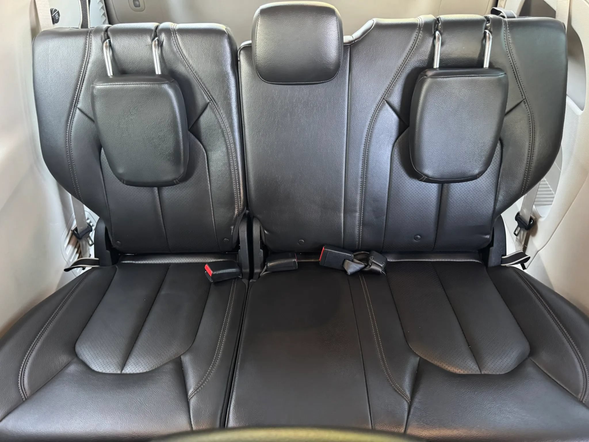Used 2017 Chrysler Pacifica Touring-L Plus FWD image 34