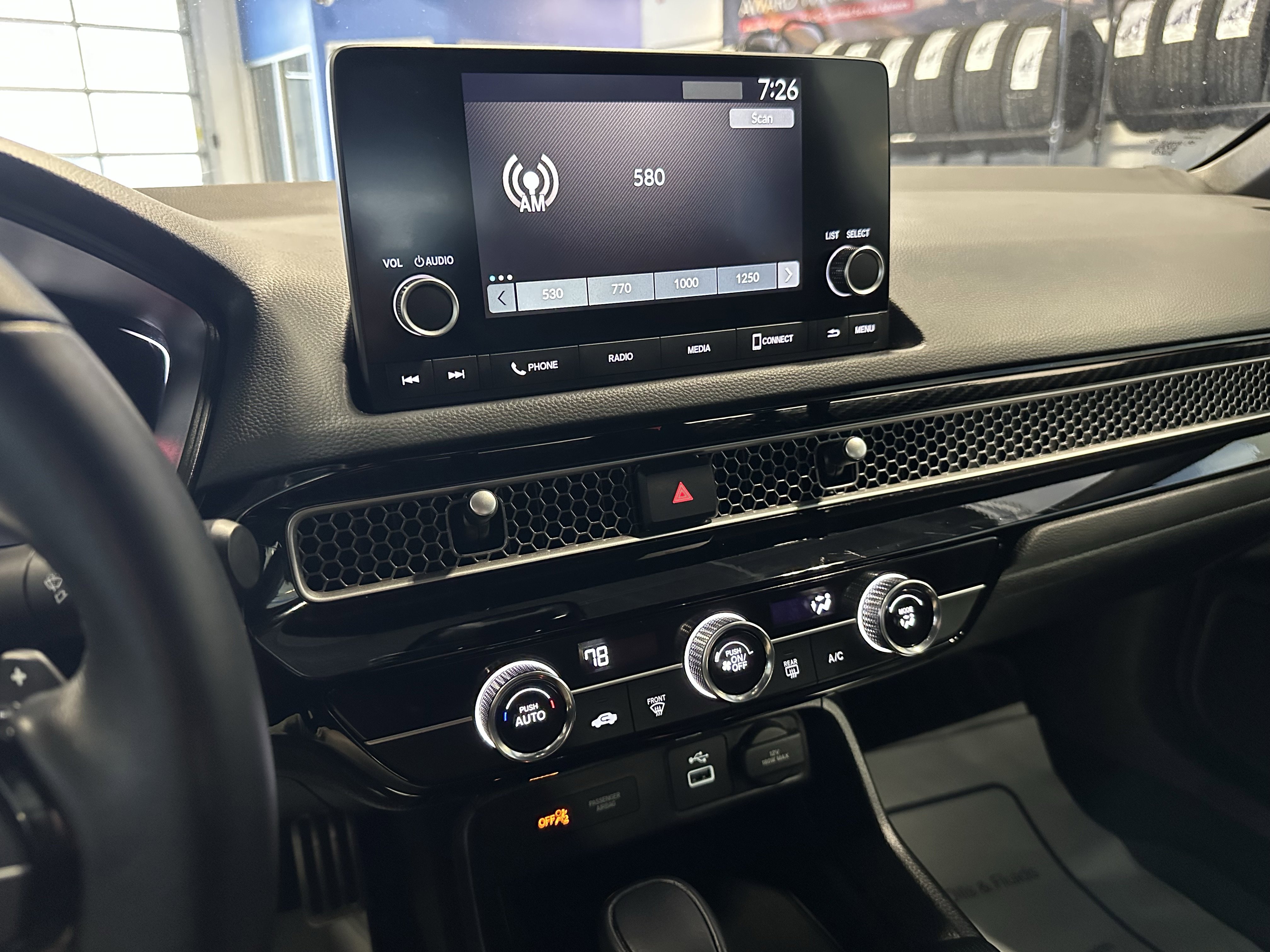 Used 2023 Honda Civic Sport image 11