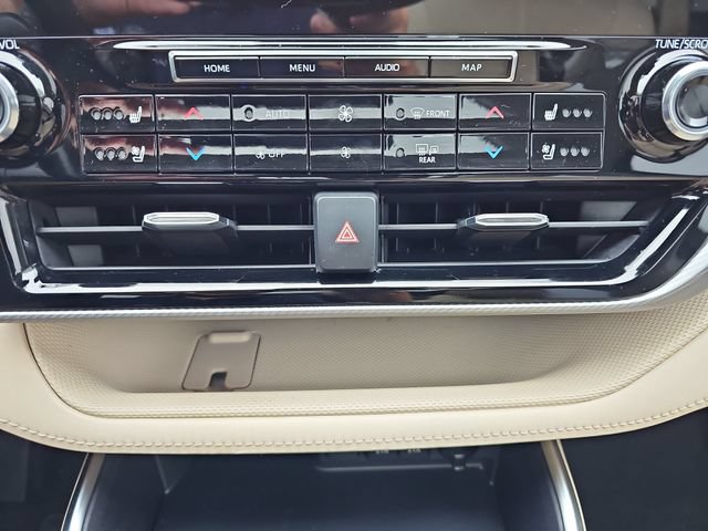 Used 2021 Toyota Highlander Platinum FWD image 29