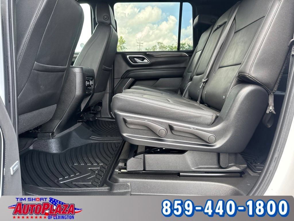 Used 2023 Chevrolet Suburban LT RWD image 38