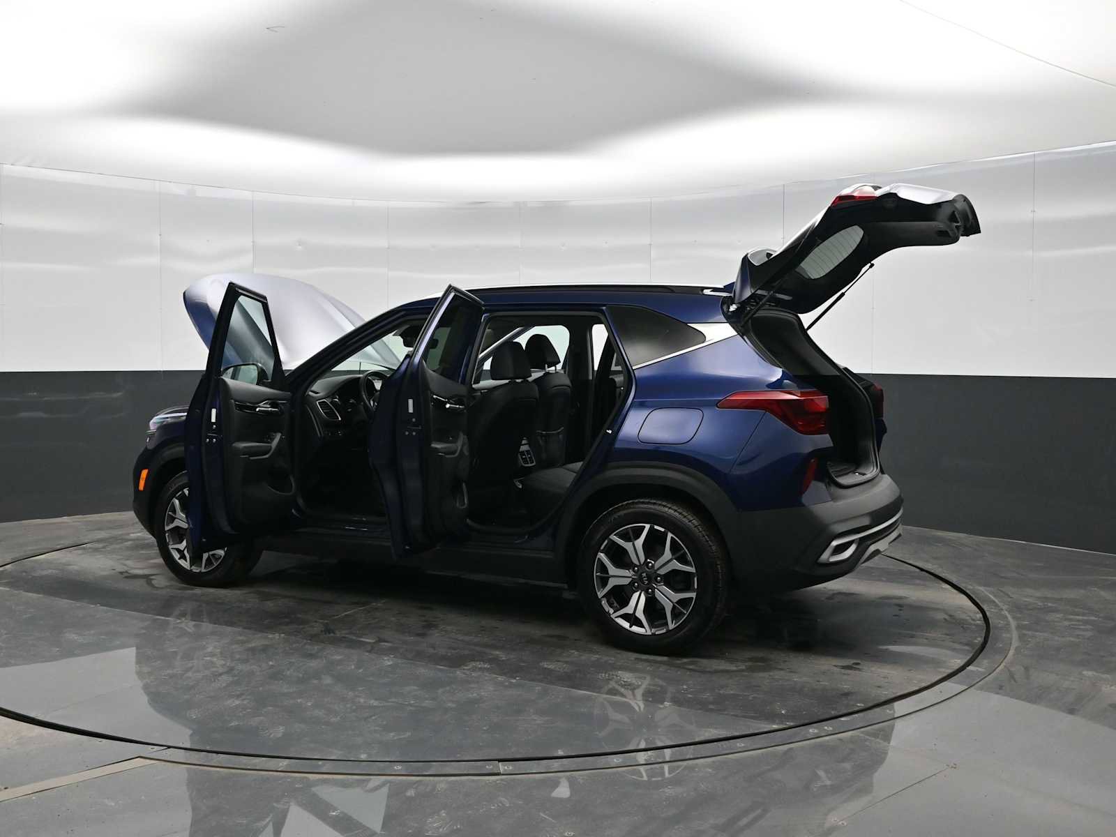 Used 2021 Kia Seltos EX image 41