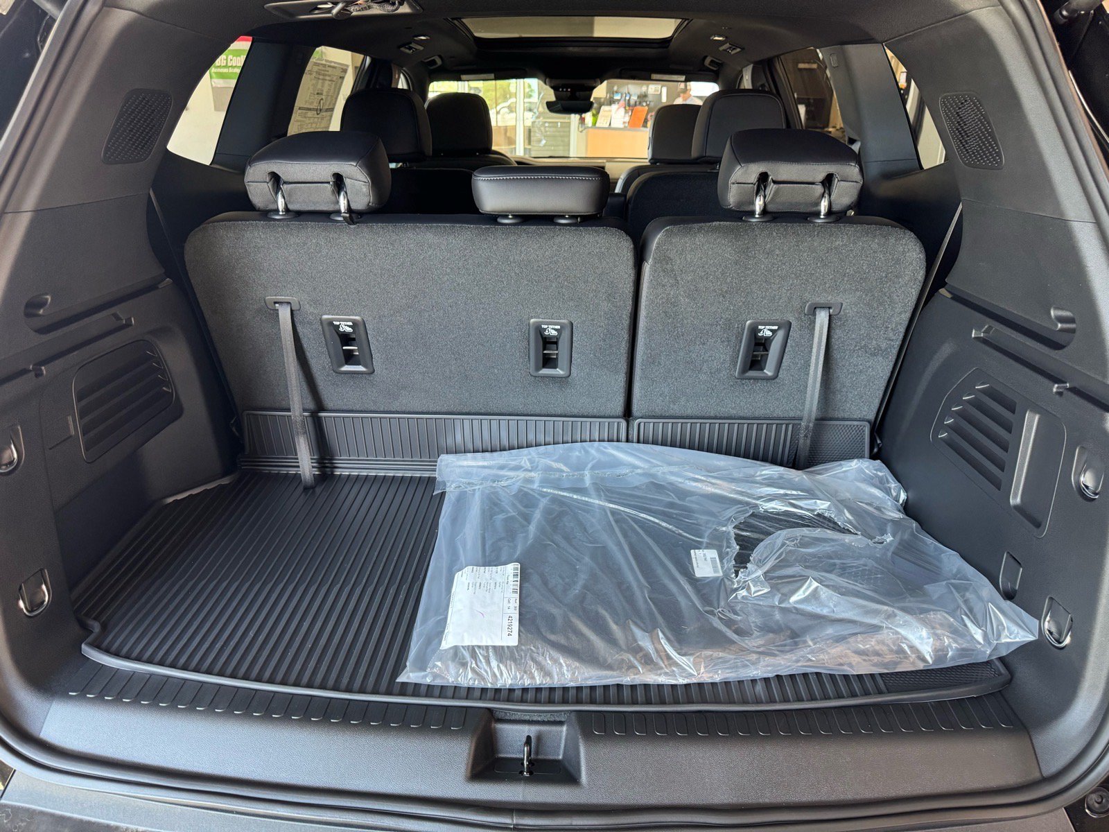 New 2026 GMC Acadia Elevation w/ Elevation Premium Package AWD/4WD image 8