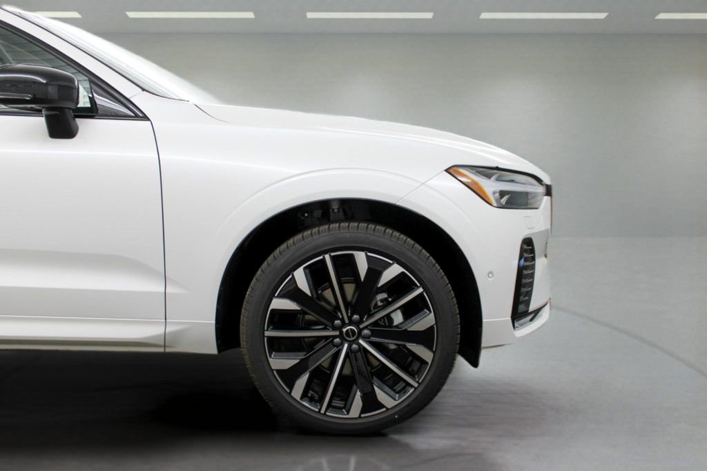 New 2026 Volvo XC60 B5 Ultra w/ Protection Package Premier AWD/4WD image 31