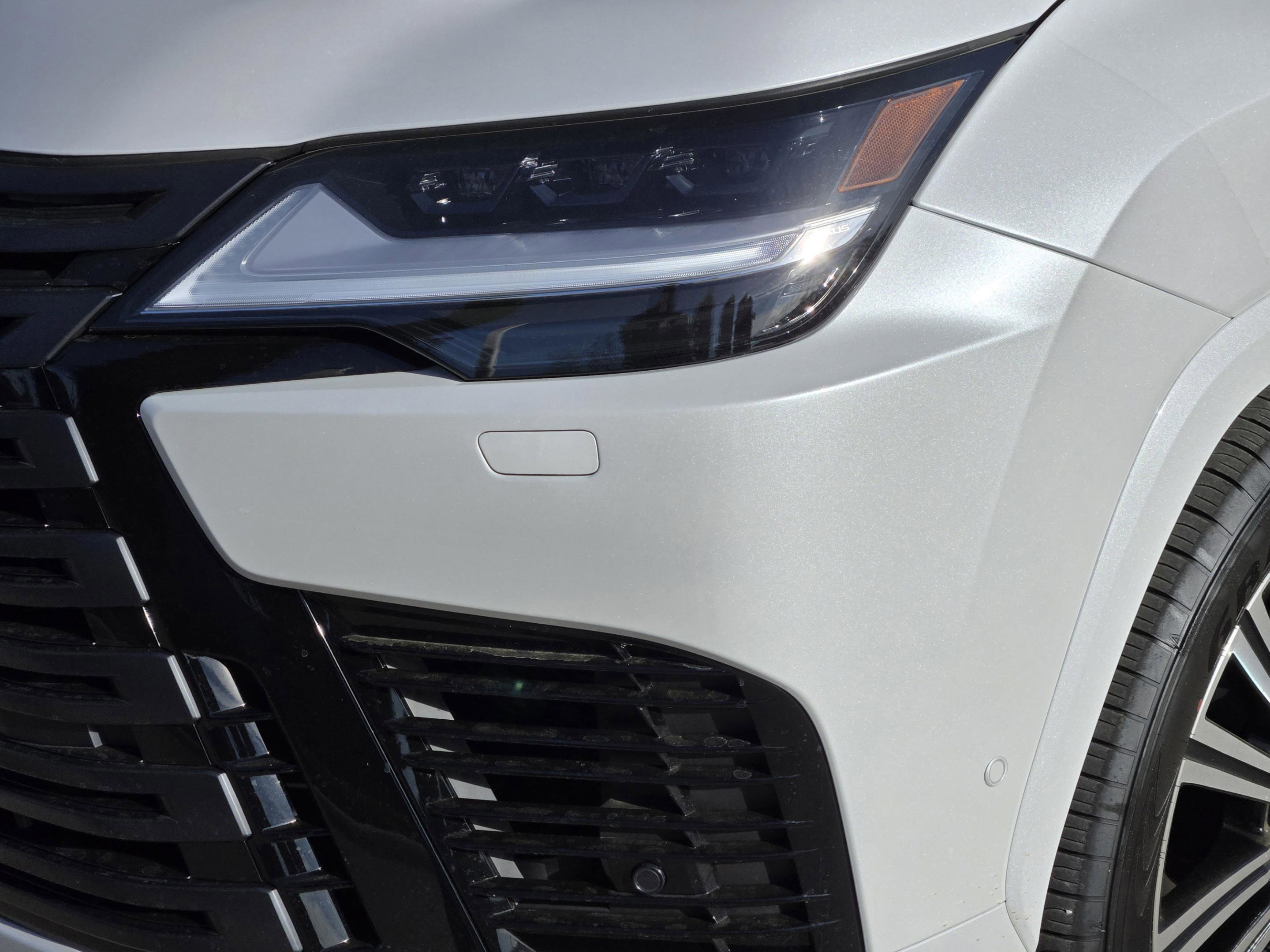 New 2026 Lexus LX 700h Luxury AWD/4WD image 5