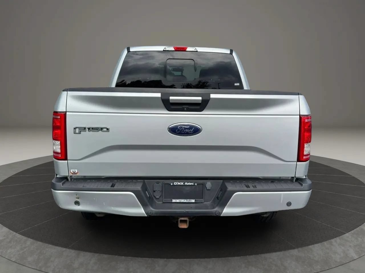 Used 2015 Ford F150 XLT w/ Equipment Group 302A Luxury AWD/4WD image 5