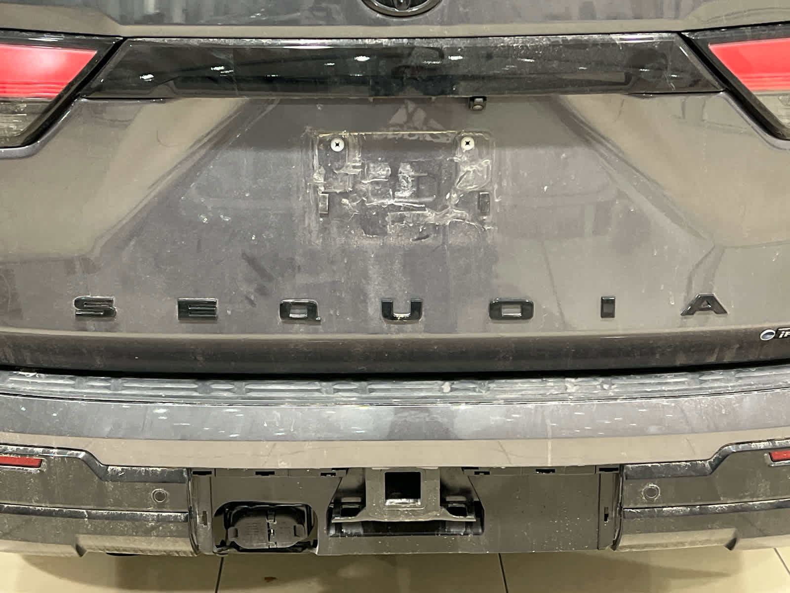 Used 2025 Toyota Sequoia Platinum image 8