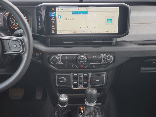 New 2026 Jeep Gladiator Sport AWD/4WD image 17