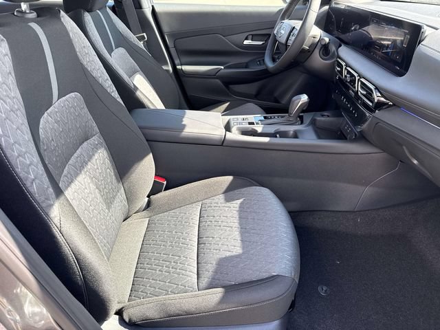 New 2026 Nissan Sentra SV w/ SV Convenience Package FWD image 15