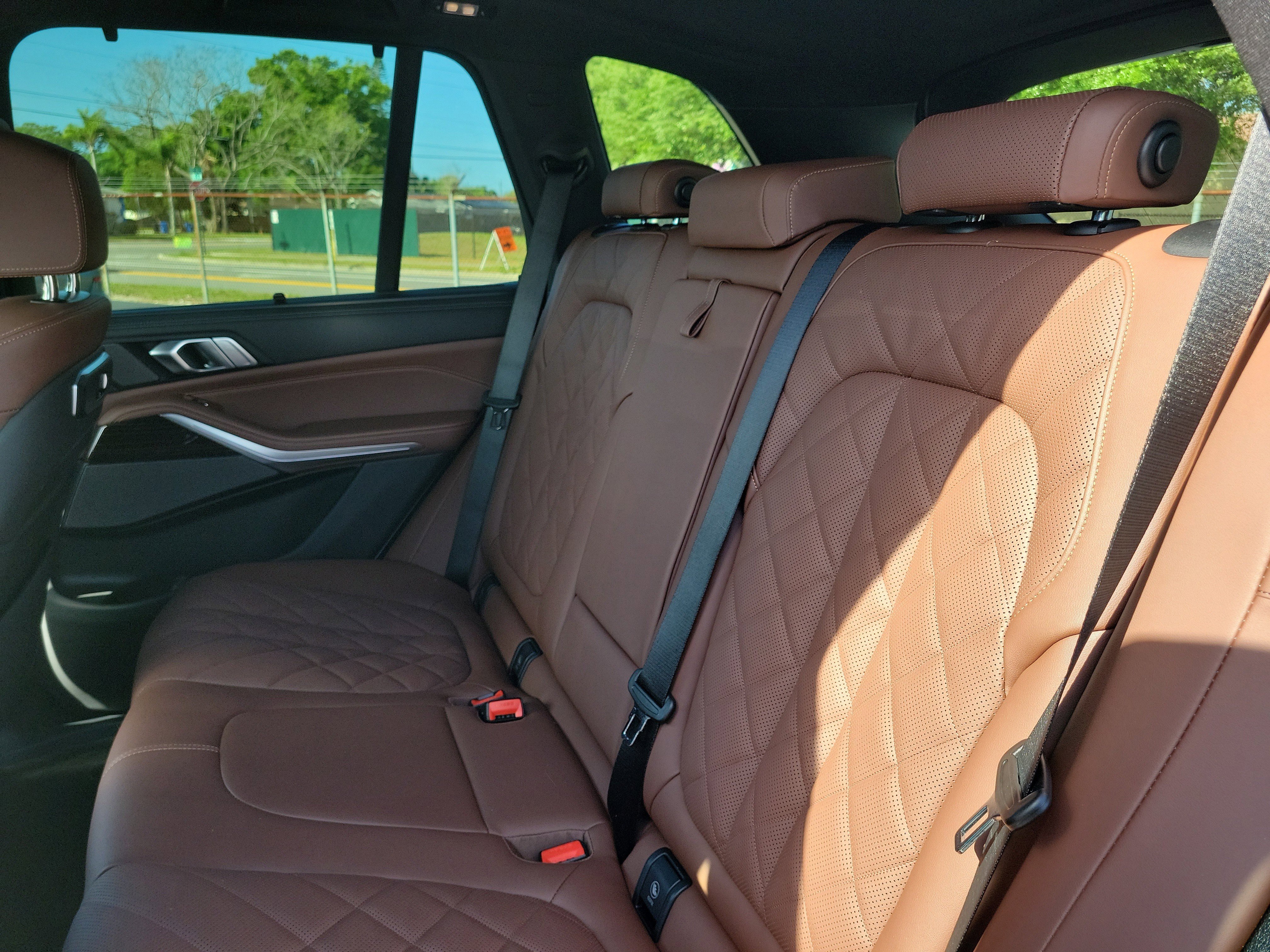 New 2026 BMW X5 xDrive40i w/ Executive Package image 8