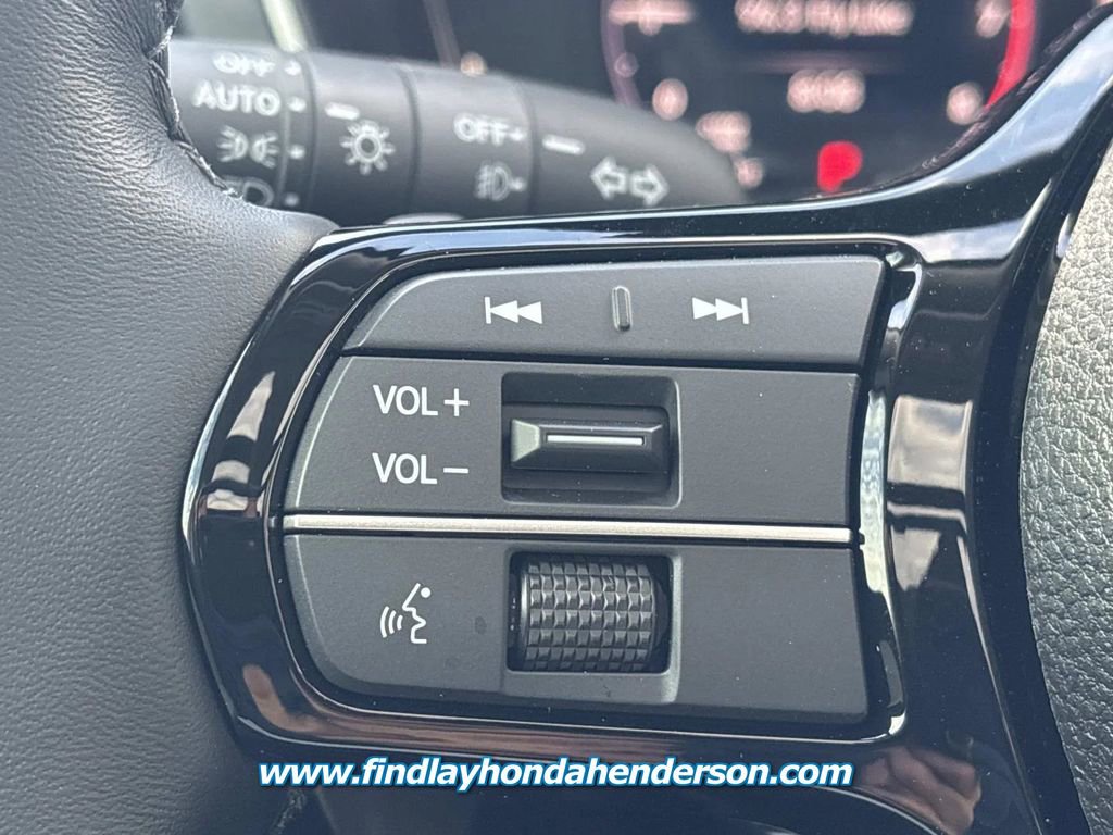 New 2026 Honda Pilot Touring image 13
