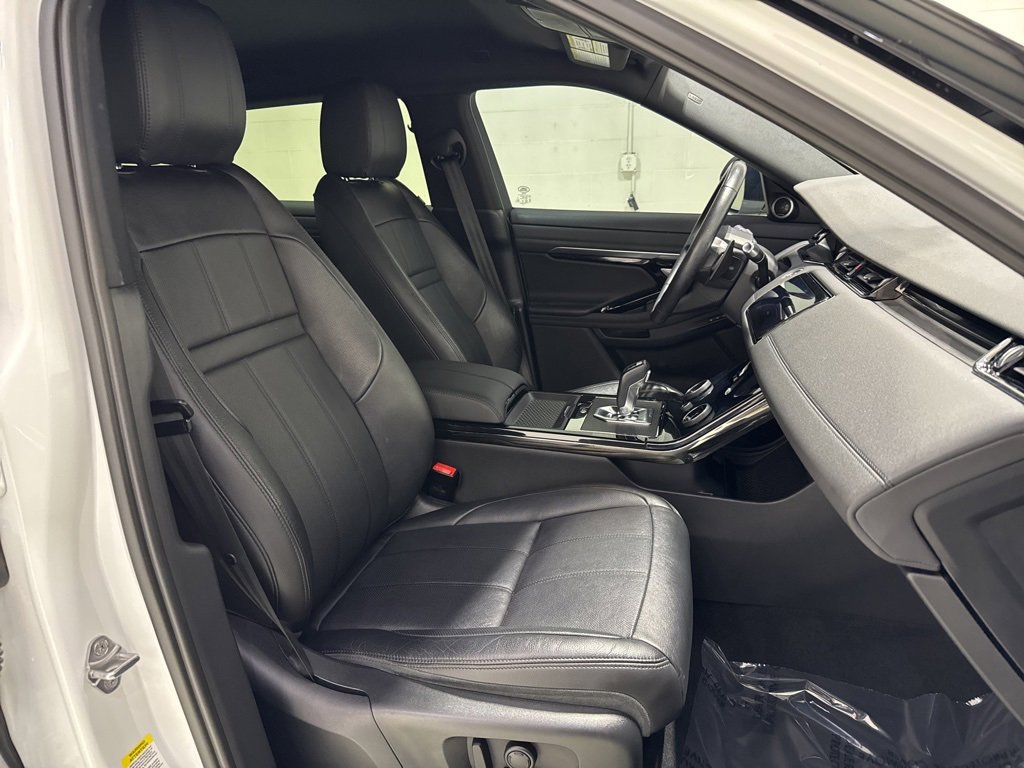 Used 2020 Land Rover Range Rover Evoque R-Dynamic SE image 35