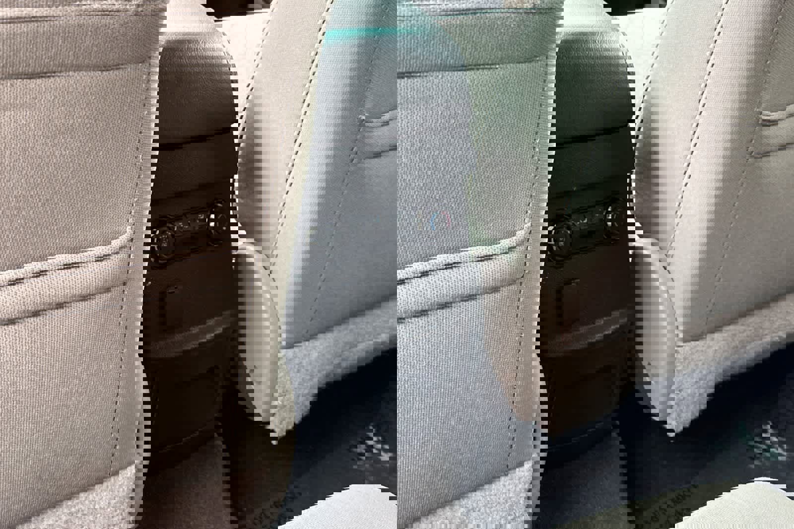 Used 2015 Ford Explorer 4WD image 14