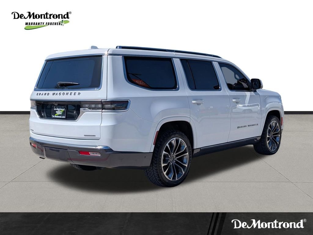 Used 2022 Jeep Grand Wagoneer Series III w/ Rear Seat Video Group 1 image 5