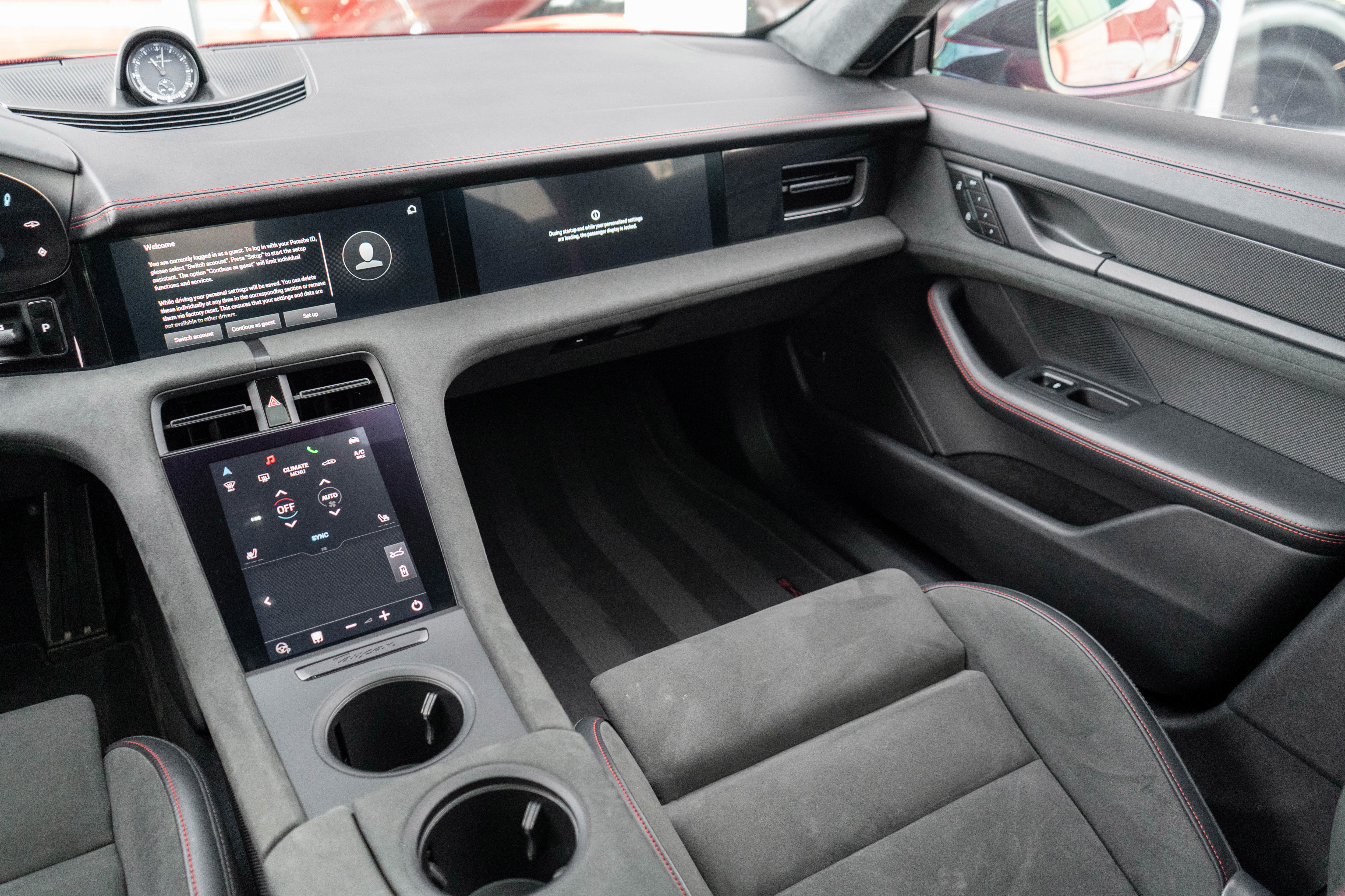 Used 2023 Porsche Taycan GTS image 30