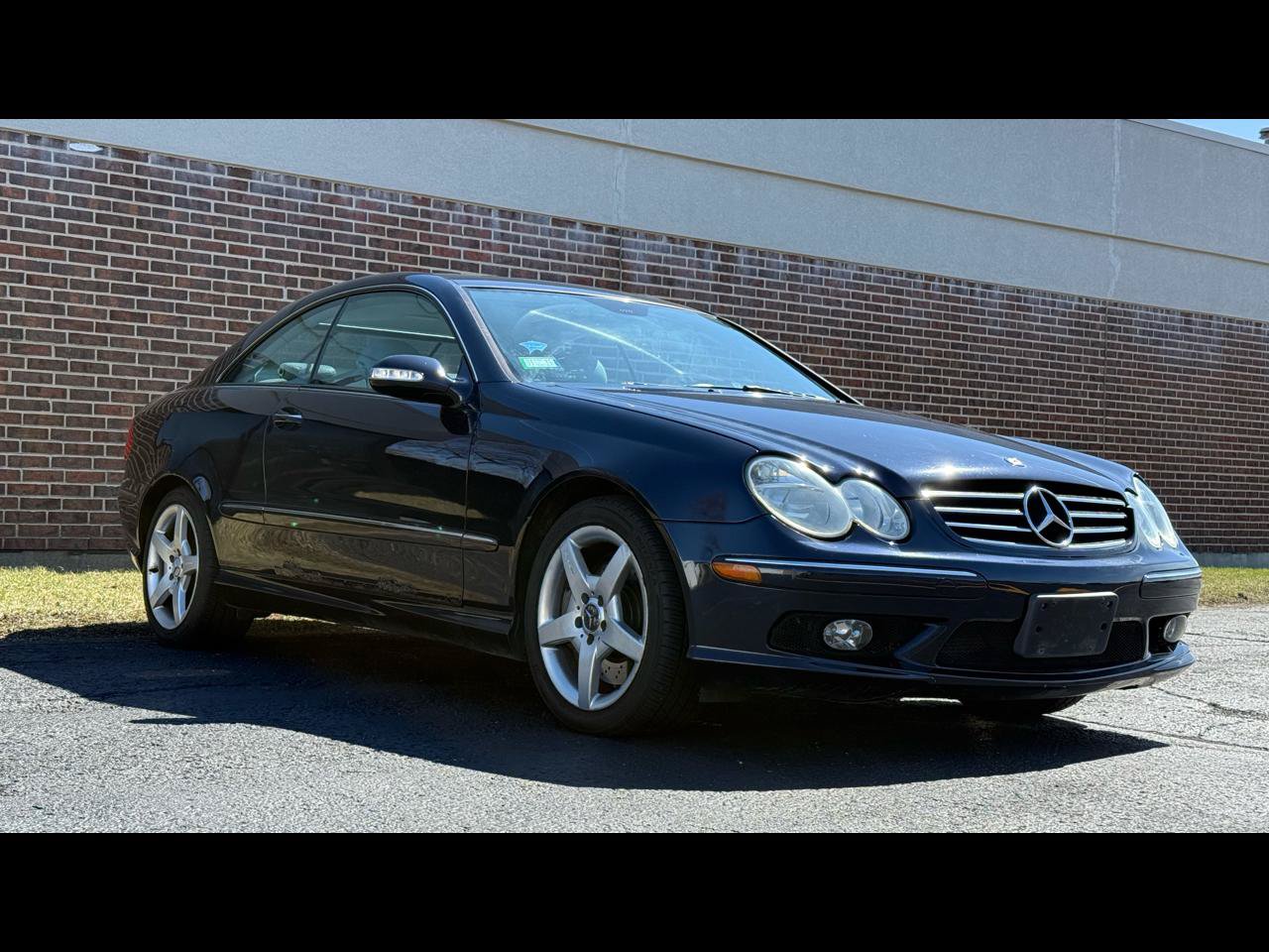 Used 2005 Mercedes-Benz CLK 500 Coupe image 1