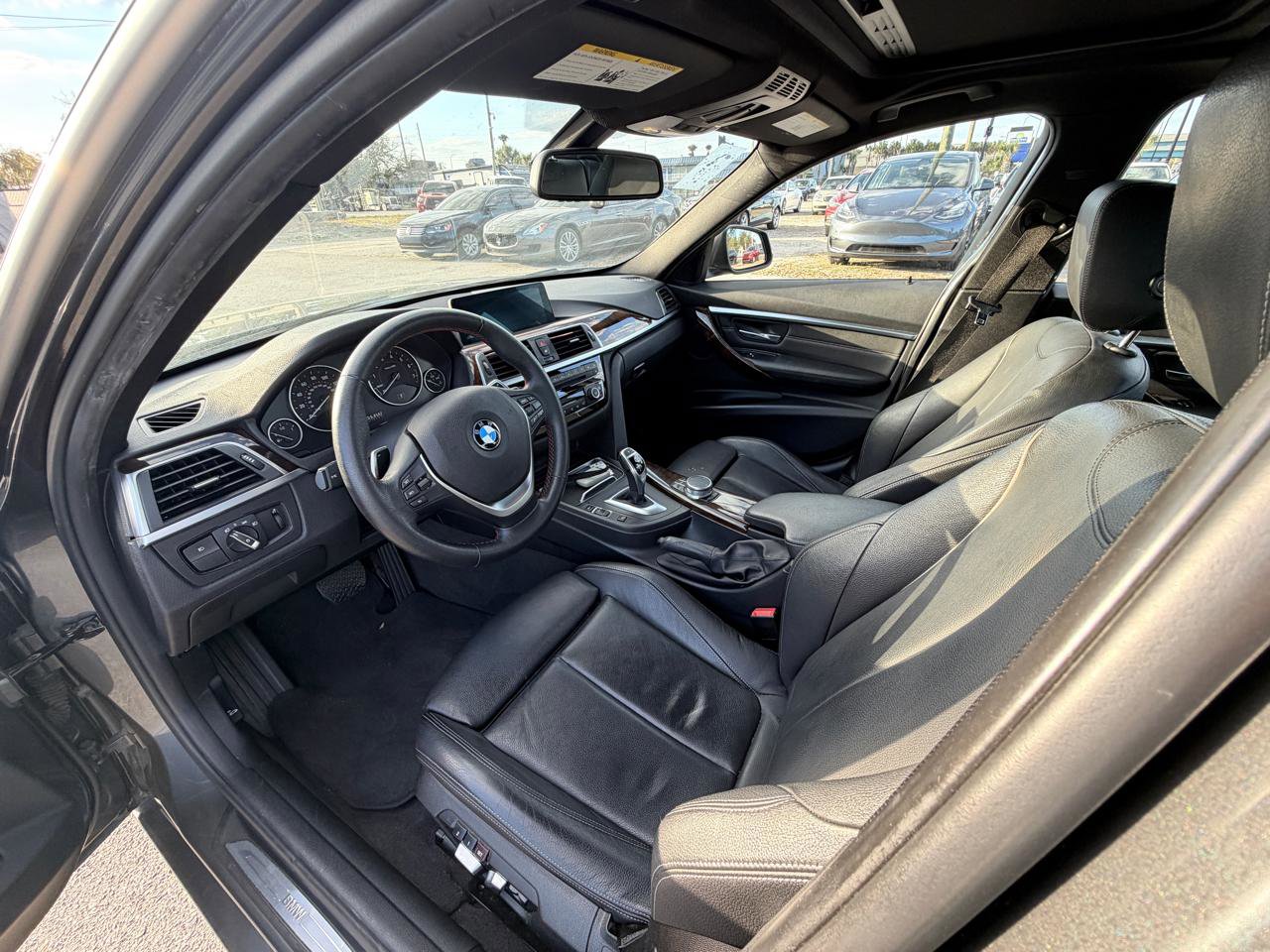 Used 2017 BMW 330i Sedan image 13