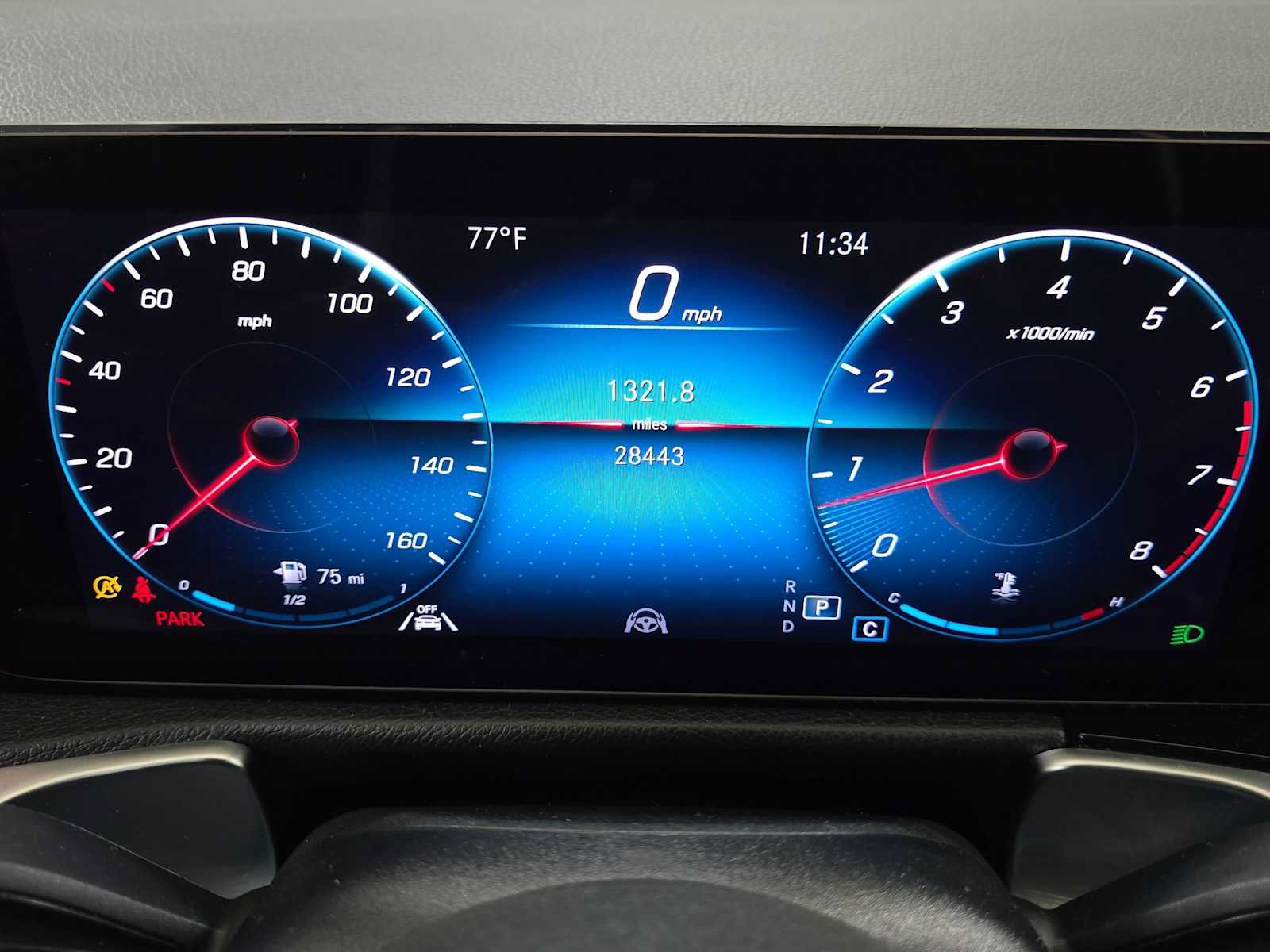 Used 2023 Mercedes-Benz GLB 250 4MATIC image 28